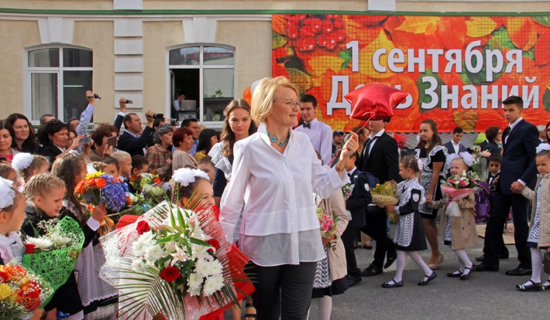 День учителя в 2018 году: какого числа и в каких странах празднуется 