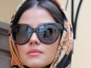 Модные платки для женщин в 2019 году: тренды