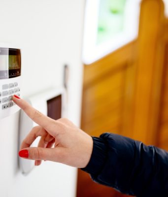 Установка охранной сигнализации в квартиру