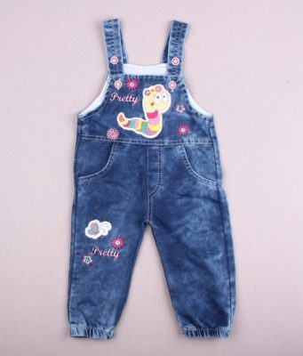 Основные критерии выбора детских комбинезонов