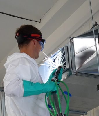 Как очистить вентиляцию от жира?