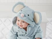 Детские халаты: особенности выбора