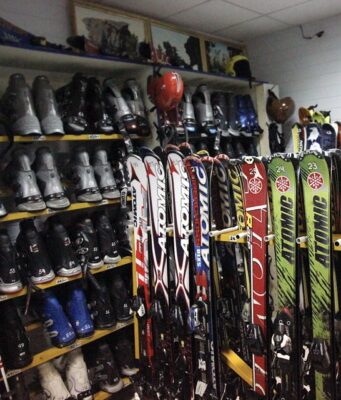 Преимущества проката горнолыжного снаряжения в Uaprokat.