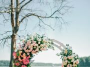 Свадебная арка: ее виды, стили и символизм