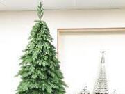 По каким параметрам выбирать искусственную ёлку?