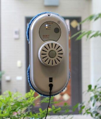 Вакуумный мойщик окон: умный помощник домохозяйке