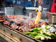 Барбекю кейтеринг: выездное мероприятие на природе