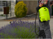 Садовый автоматический опрыскиватель: нужная вещь на дачном участке