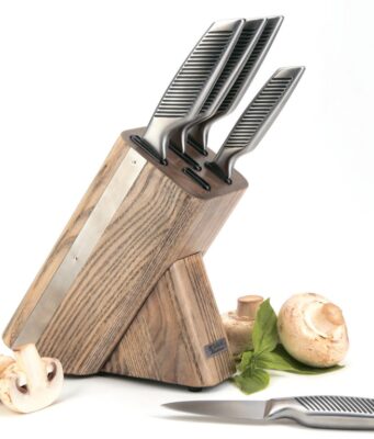 На что обращать внимание при выборе набора ножей?