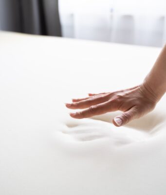 Матрасы с эффектом памяти: особенности выбора