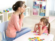 Какие дети посещают центр нейрокоррекции?