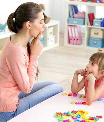 Какие дети посещают центр нейрокоррекции?