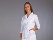 Медицинские женские халаты оптом: комфорт и стиль для профессионалов